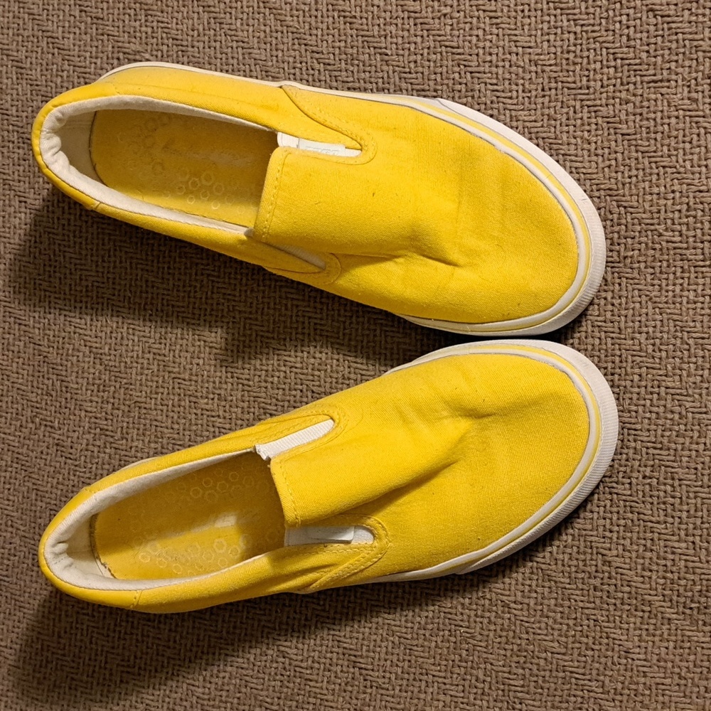 Lugz Slip On